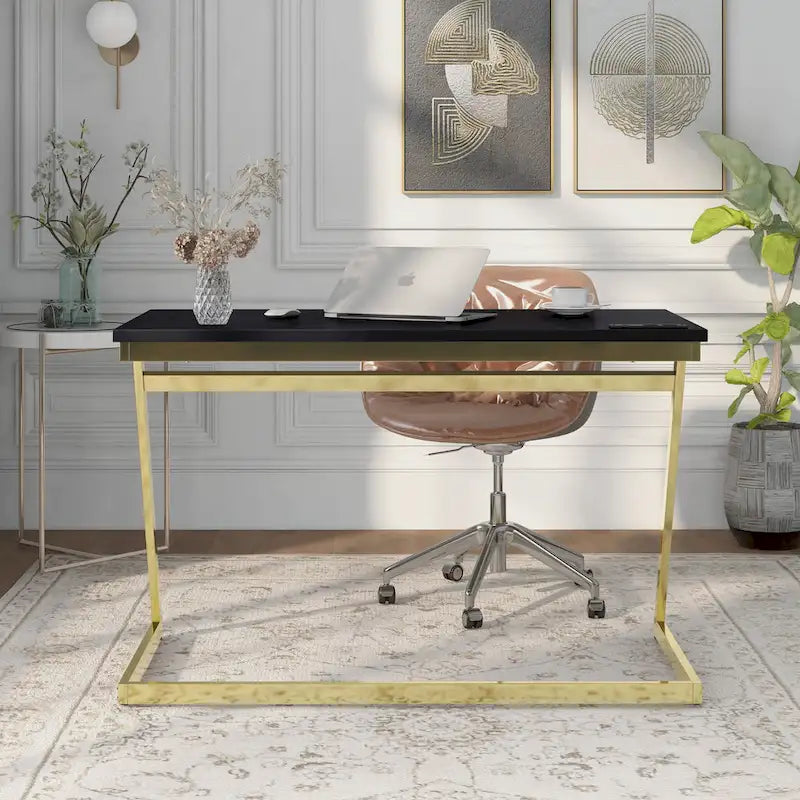 Bureau d'ordinateur en acier de 47 pouces avec ports USB