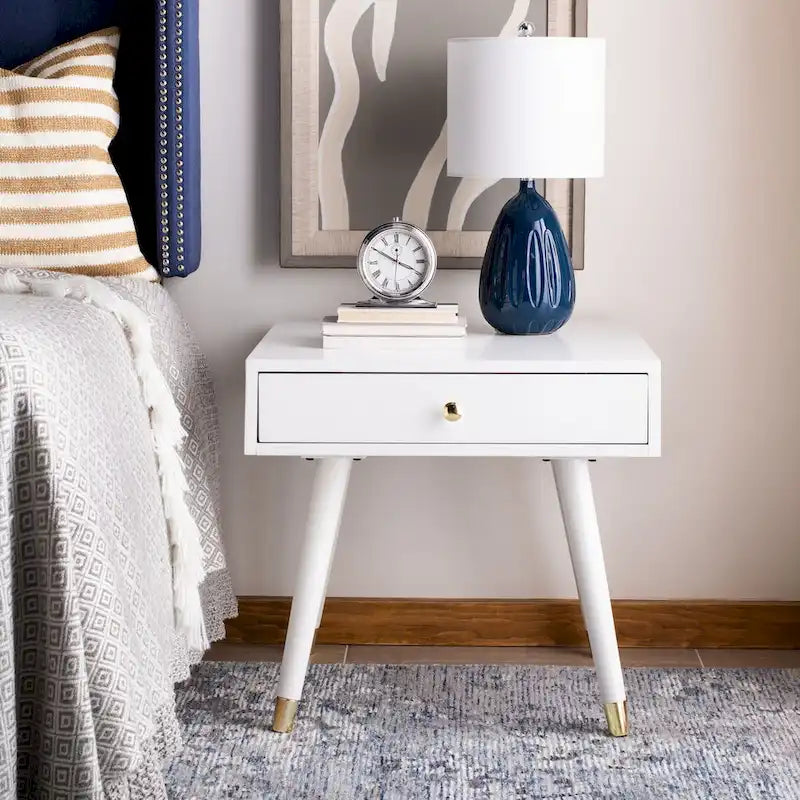 Table d'appoint Sunny Mid-Century avec embouts dorés - 24Lx24Px22H